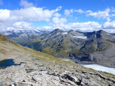 010-Die Hohen Tauern von der Neuen Prager Huette